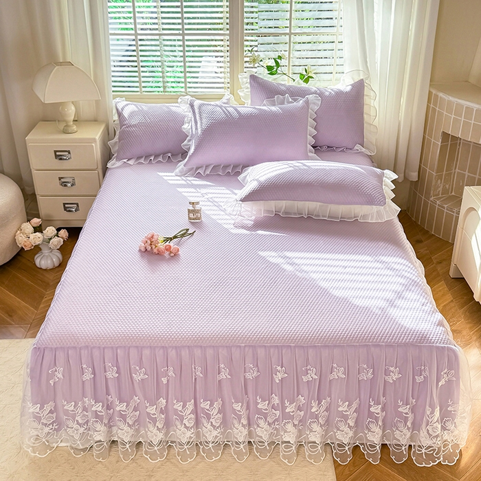 91家纺网 家纺一手货源 找家纺 后庭寝室 2026新款冰感豆豆床裙凉席夏被空调被四件套-花语系列 花语-浅紫