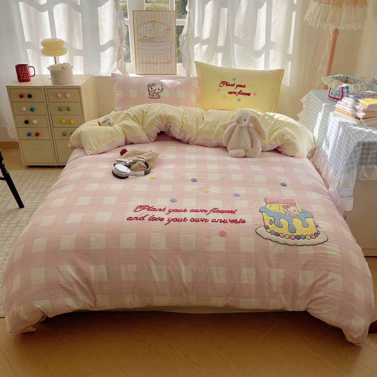 91家纺网 家纺一手货源 找家纺 韩都家居 2026春夏新款亲肤舒适毛巾绣四件套（包含买家秀原图） 蛋糕奶油猫