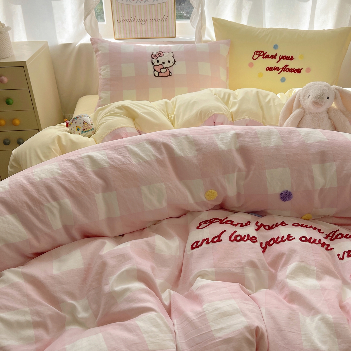 91家纺网 家纺一手货源 找家纺 韩都家居 2026春夏新款亲肤舒适毛巾绣四件套（包含买家秀原图） 蛋糕奶油猫