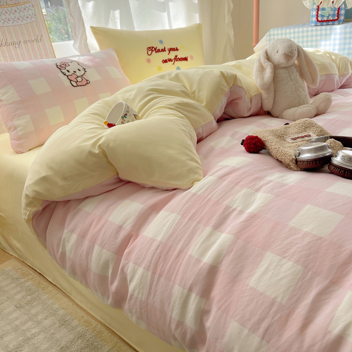 91家纺网 家纺一手货源 找家纺 韩都家居 2026春夏新款亲肤舒适毛巾绣四件套（包含买家秀原图） 蛋糕奶油猫