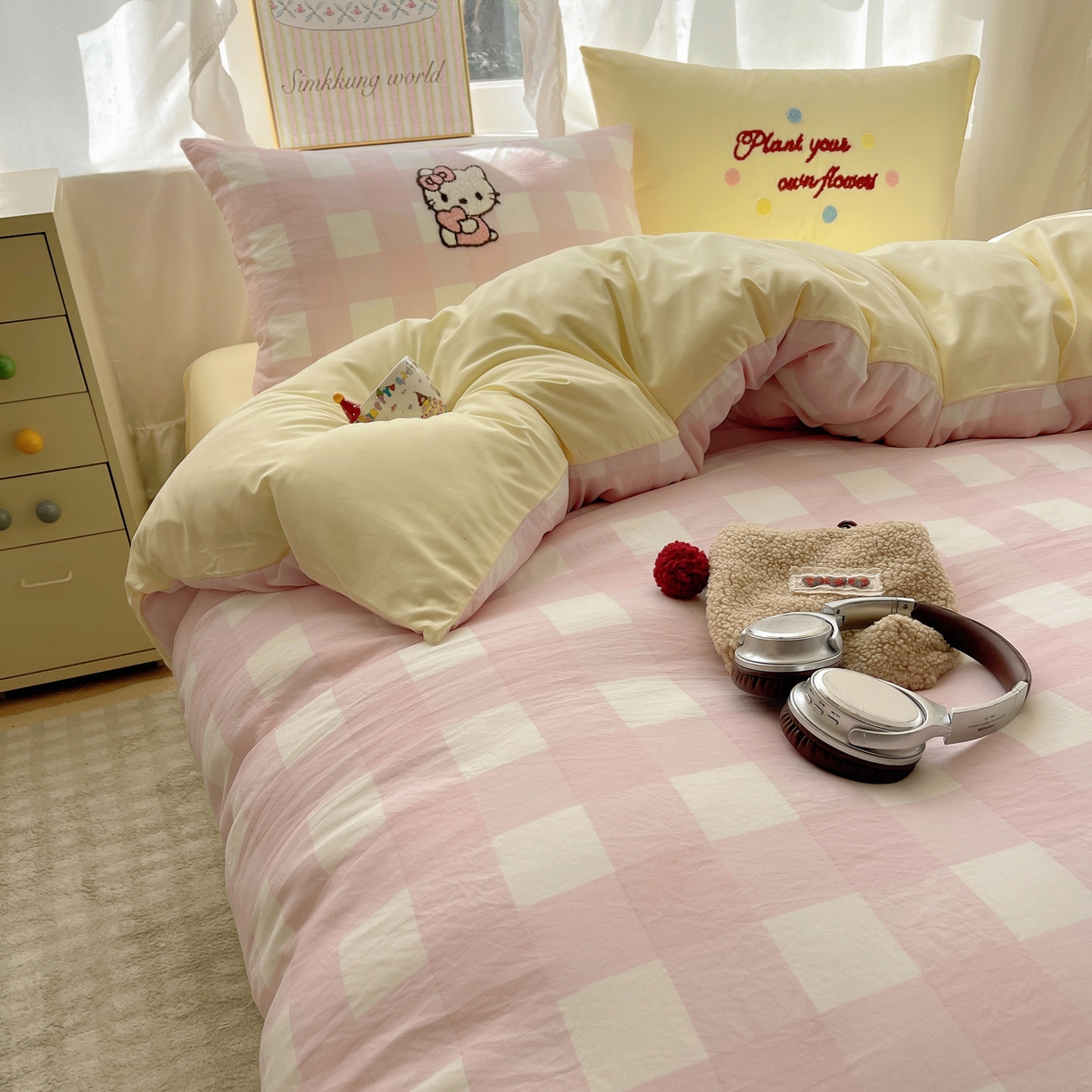 91家纺网 家纺一手货源 找家纺 韩都家居 2026春夏新款亲肤舒适毛巾绣四件套（包含买家秀原图） 蛋糕奶油猫