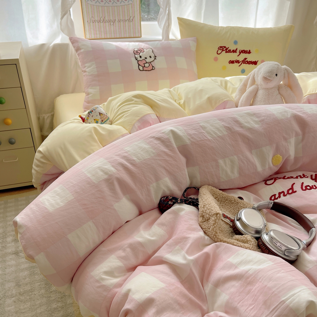 91家纺网 家纺一手货源 找家纺 韩都家居 2026春夏新款亲肤舒适毛巾绣四件套（包含买家秀原图） 蛋糕奶油猫