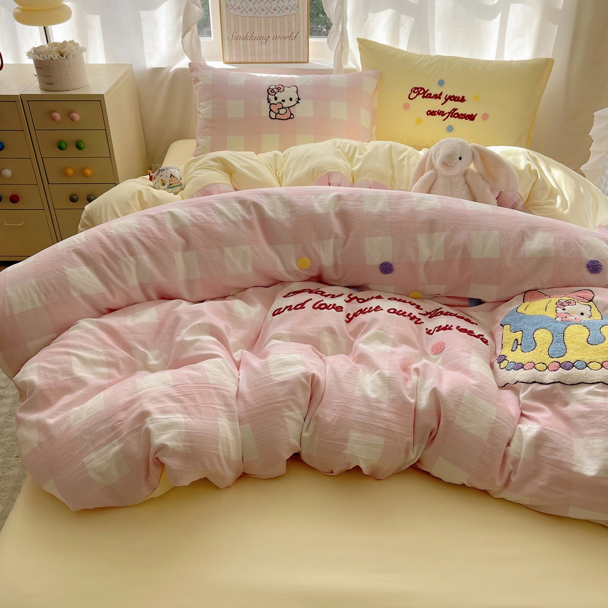 91家纺网 家纺一手货源 找家纺 韩都家居 2026春夏新款亲肤舒适毛巾绣四件套（包含买家秀原图） 蛋糕奶油猫