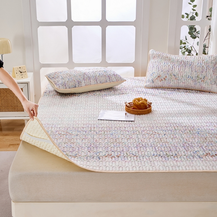 91家纺网 家纺一手货源 找家纺 羽梦家纺 2026新款冰柔丝乳胶床单款凉席云间花境