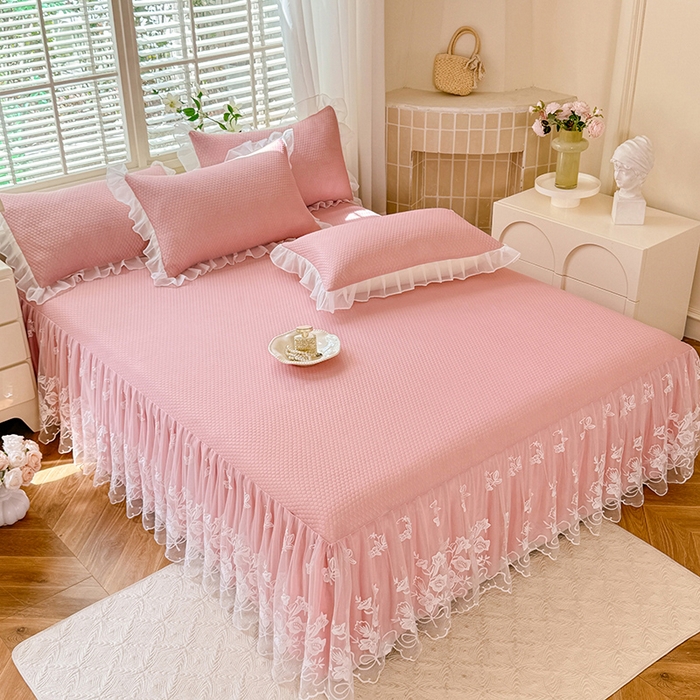 91家纺网 家纺一手货源 找家纺 后庭寝室 2026新款冰感豆豆床裙凉席夏被空调被四件套-花语系列 花语-粉色