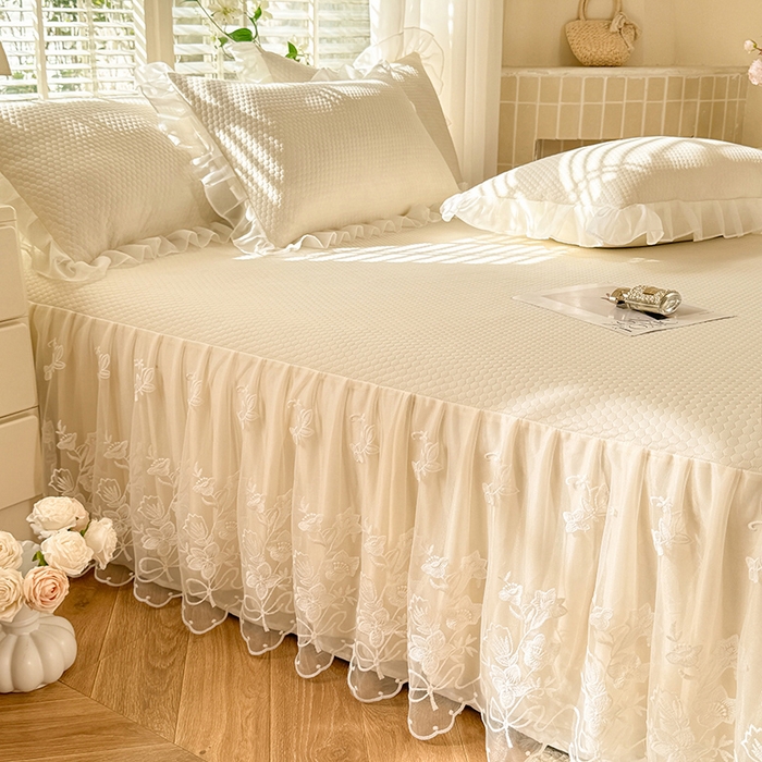 91家纺网 家纺一手货源 找家纺 后庭寝室 2026新款冰感豆豆床裙凉席夏被空调被四件套-花语系列 花语-米色