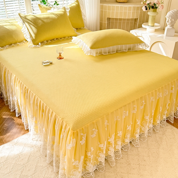 91家纺网 家纺一手货源 找家纺 后庭寝室 2026新款冰感豆豆床裙凉席夏被空调被四件套-花语系列 花语-嫩黄