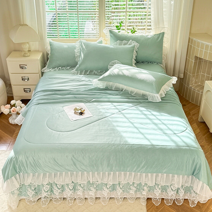 91家纺网 家纺一手货源 找家纺 后庭寝室 2026新款冰感豆豆床裙凉席夏被空调被四件套-花语系列 花语-浅蓝