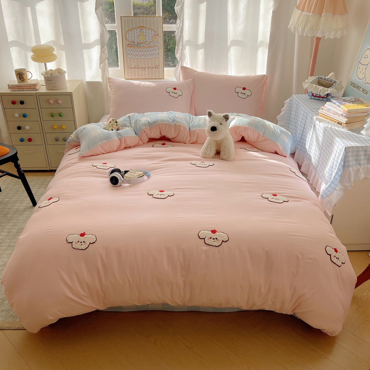 91家纺网 家纺一手货源 找家纺 韩都家居 2026春夏新款亲肤舒适毛巾绣四件套（包含买家秀原图） 可爱狗狗