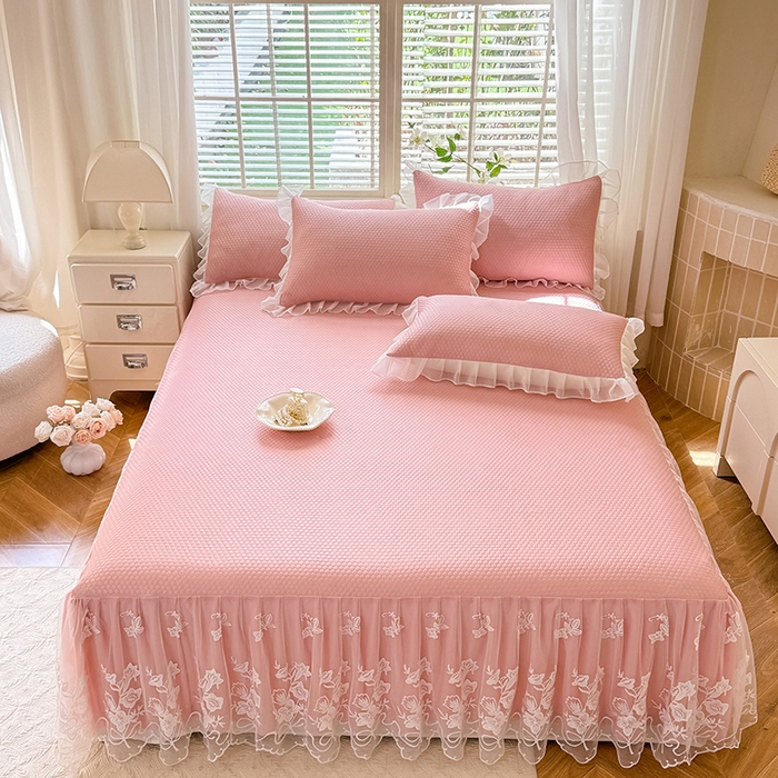 91家纺网 家纺一手货源 找家纺 后庭寝室 2026新款冰感豆豆床裙凉席夏被空调被四件套-花语系列 花语-粉色