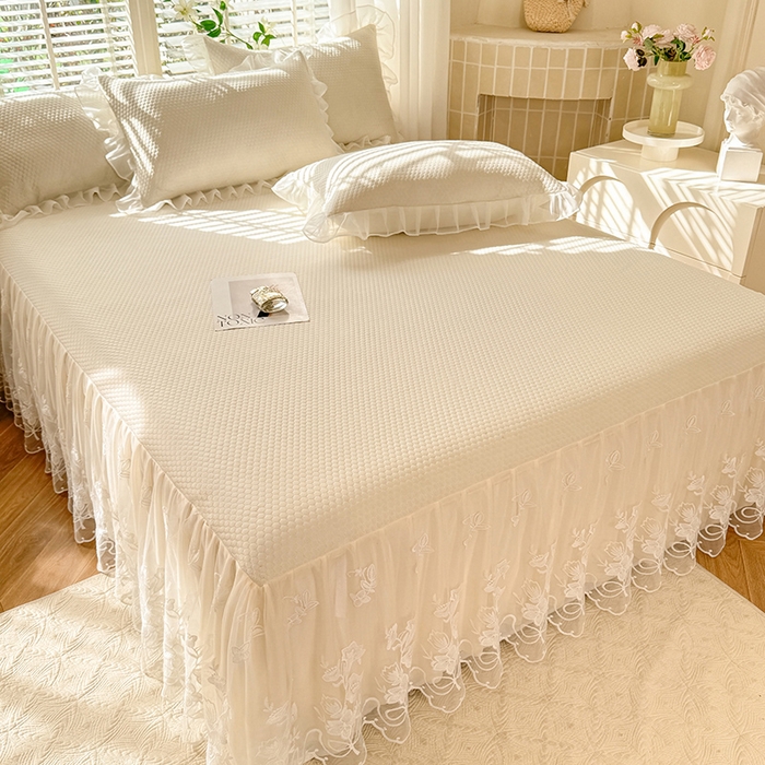 91家纺网 家纺一手货源 找家纺 后庭寝室 2026新款冰感豆豆床裙凉席夏被空调被四件套-花语系列 花语-米色