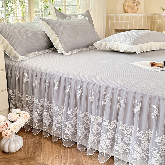 91家纺网 家纺一手货源 找家纺 后庭寝室 2026新款冰感豆豆床裙凉席夏被空调被四件套-花语系列 花语-浅灰