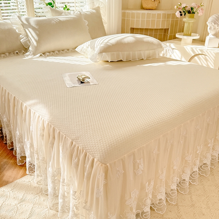 91家纺网 家纺一手货源 找家纺 后庭寝室 2026新款冰感豆豆床裙凉席夏被空调被四件套-花语系列 花语-米色