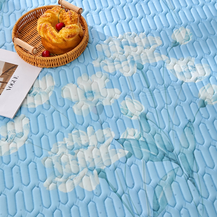 91家纺网 家纺一手货源 找家纺 羽梦家纺 2026新款冰柔丝乳胶床单款凉席青空花信