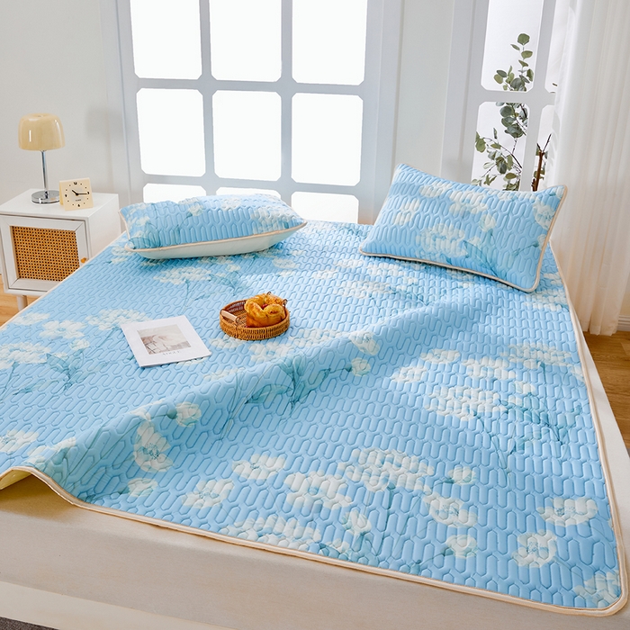 91家纺网 家纺一手货源 找家纺 羽梦家纺 2026新款冰柔丝乳胶床单款凉席青空花信