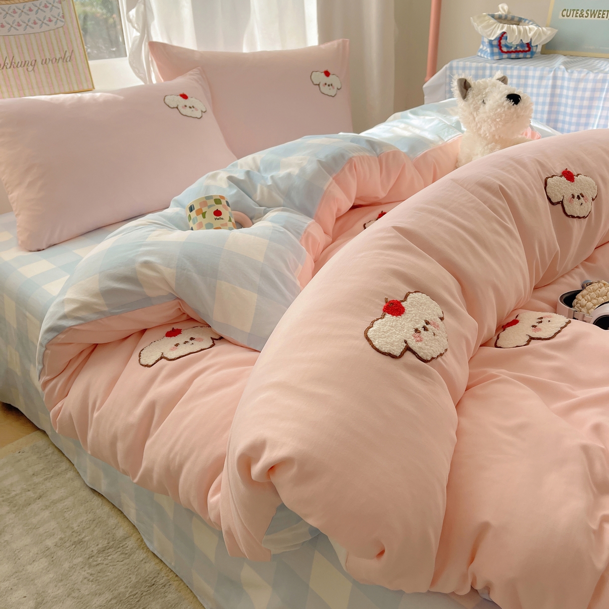 91家纺网 家纺一手货源 找家纺 韩都家居 2026春夏新款亲肤舒适毛巾绣四件套（包含买家秀原图） 可爱狗狗