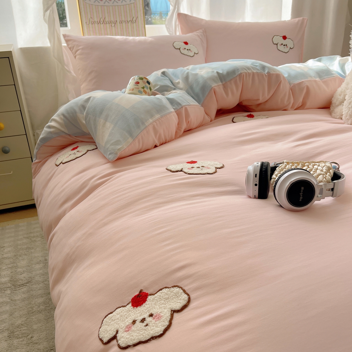 91家纺网 家纺一手货源 找家纺 韩都家居 2026春夏新款亲肤舒适毛巾绣四件套（包含买家秀原图） 可爱狗狗