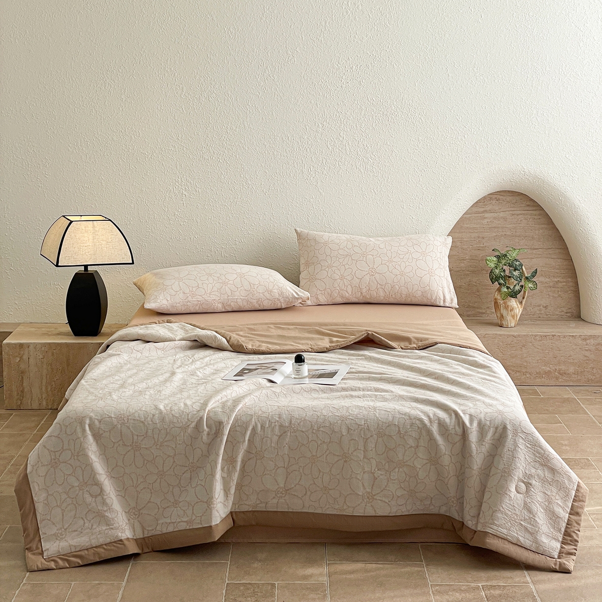 91家纺网 家纺一手货源 找家纺 吾诺家居 2026新款全棉色织提花三层纱夏被夏凉被空调被-华美 太阳花