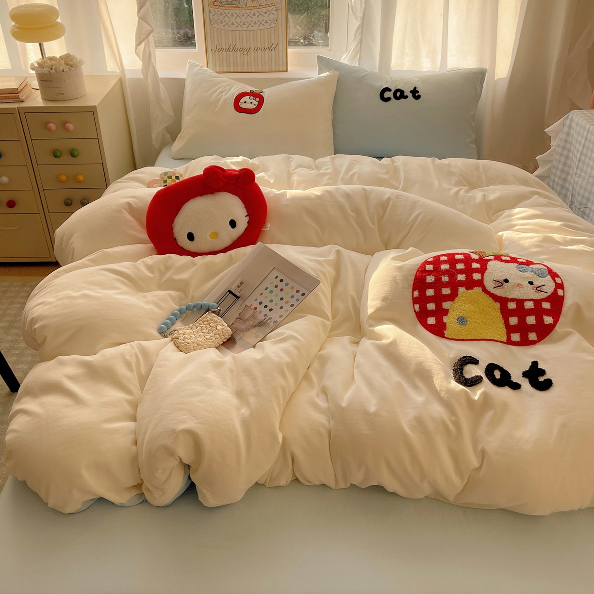 91家纺网 家纺一手货源 找家纺 韩都家居 2026春夏新款亲肤舒适毛巾绣四件套（包含买家秀原图） 猫咪物语