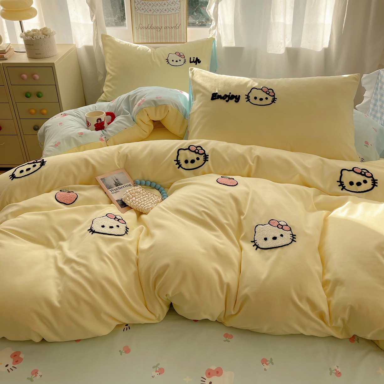 韩都家居 2026春夏新款亲肤舒适毛巾绣四件套（包含买家秀原图） 苹果甜猫