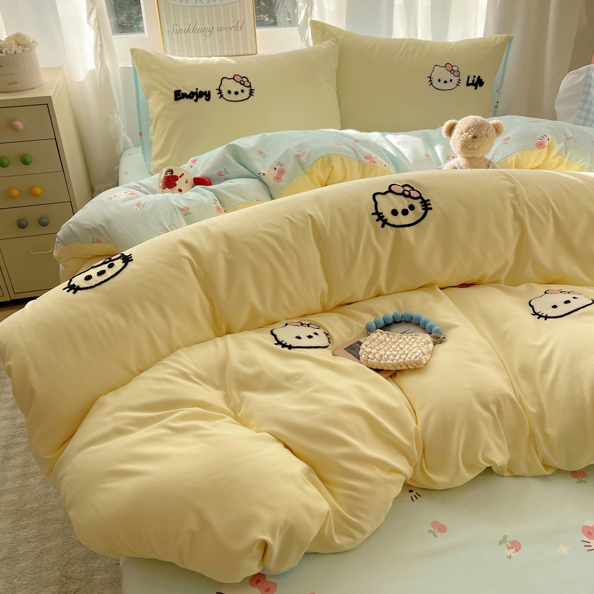 91家纺网 家纺一手货源 找家纺 韩都家居 2026春夏新款亲肤舒适毛巾绣四件套（包含买家秀原图） 苹果甜猫