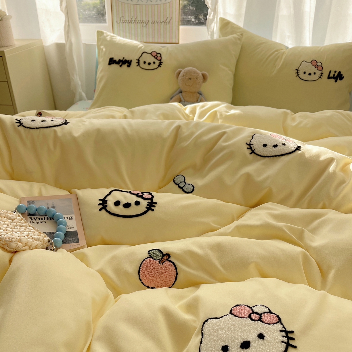 91家纺网 家纺一手货源 找家纺 韩都家居 2026春夏新款亲肤舒适毛巾绣四件套（包含买家秀原图） 苹果甜猫