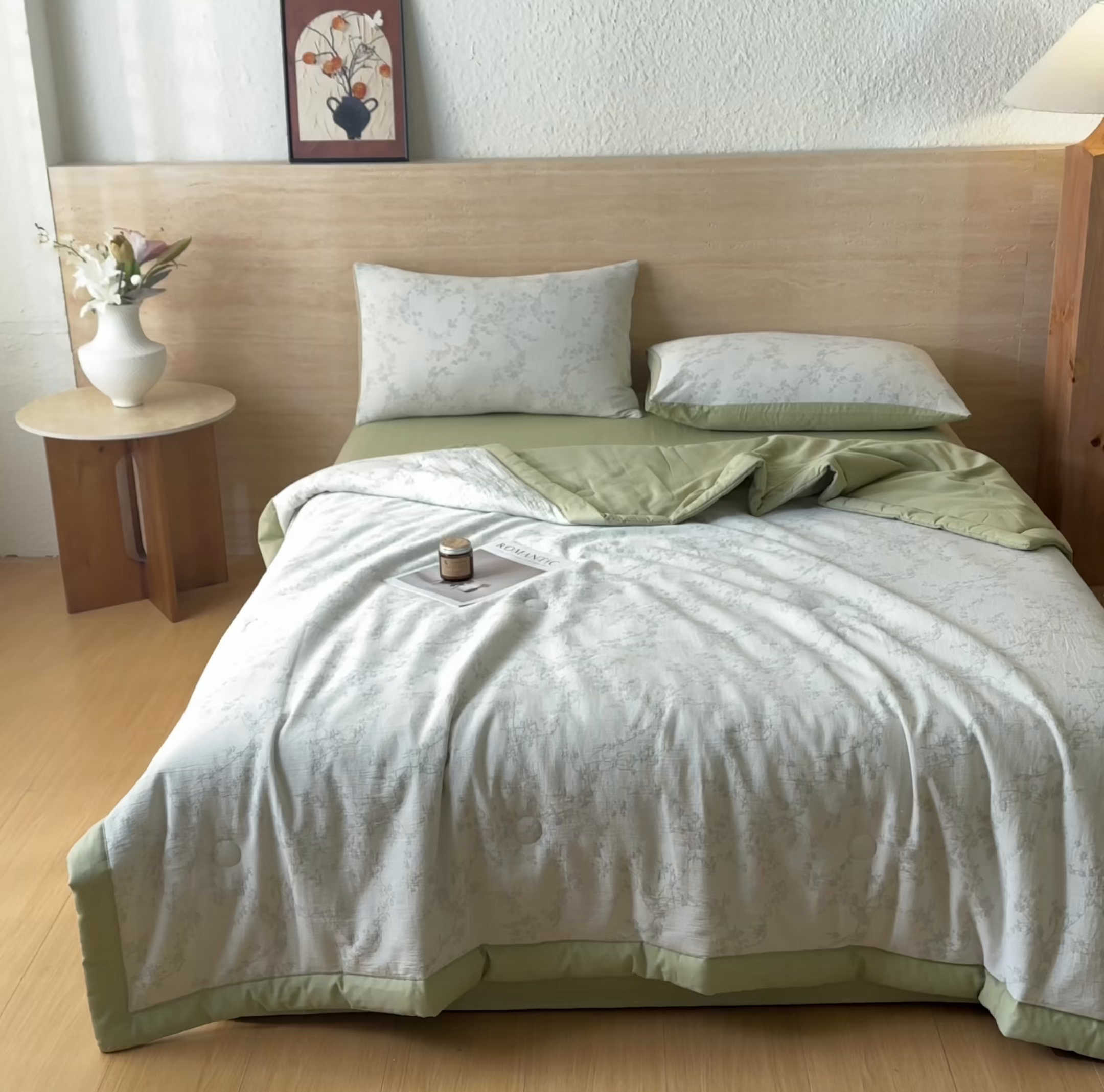 91家纺网 家纺一手货源 找家纺 吾诺家居 2026新款全棉色织提花三层纱夏被夏凉被空调被-华美 香水繁花-绿