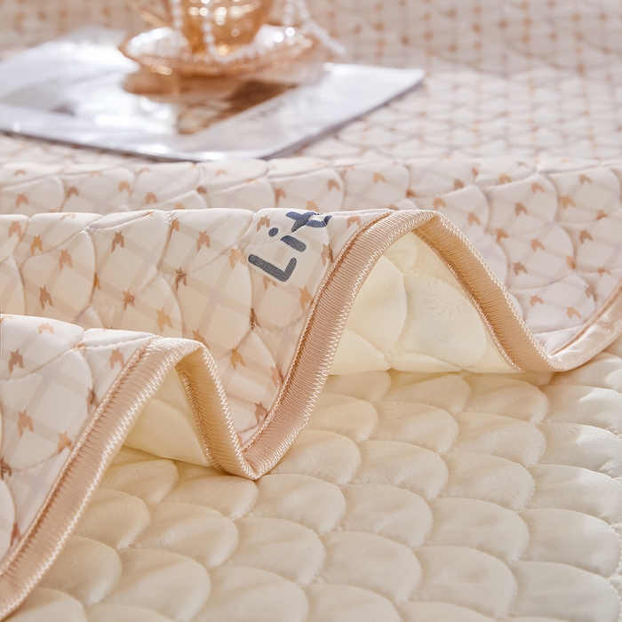 91家纺网 家纺一手货源 找家纺 羽梦家纺 2026新款凉席硅胶席子 元气小熊