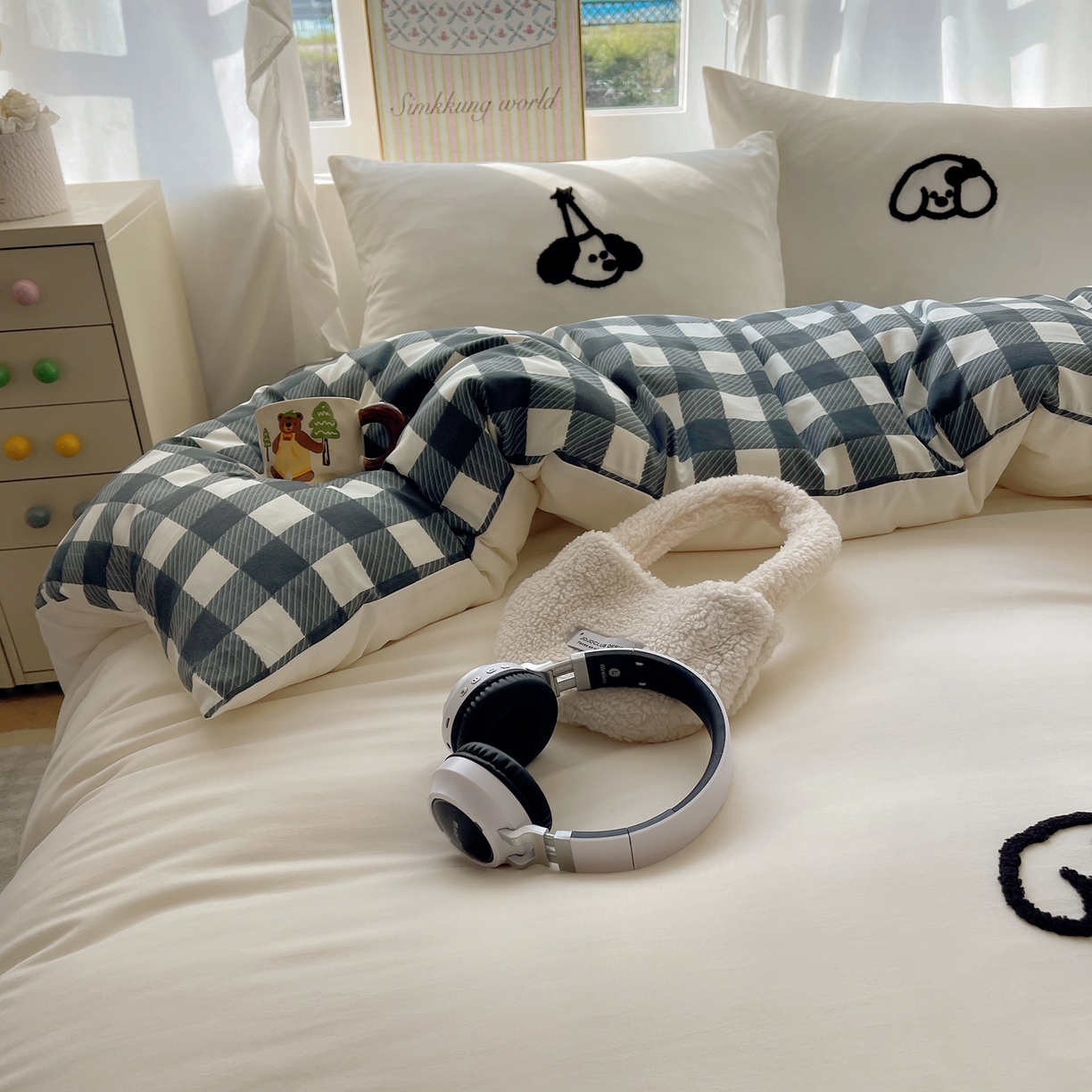 91家纺网 家纺一手货源 找家纺 韩都家居 2026春夏新款亲肤舒适毛巾绣四件套（包含买家秀原图） 线条狗