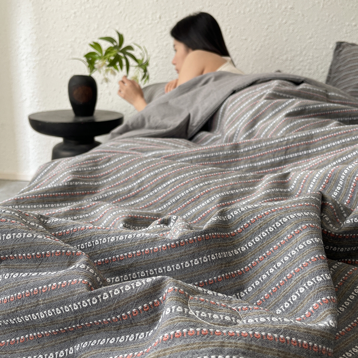 91家纺网 家纺一手货源 找家纺 吾诺家居 2026新款棉色织提花水洗棉大豆夏被夏凉被空调被-摩卡 摩卡灰