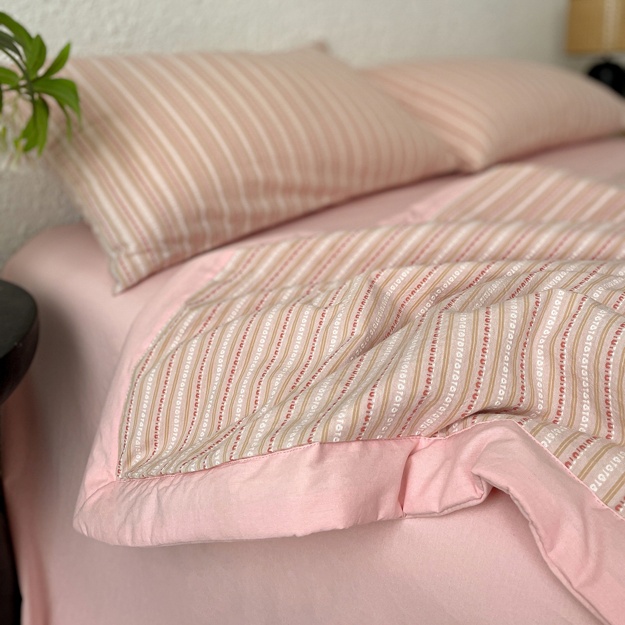 91家纺网 家纺一手货源 找家纺 吾诺家居 2026新款棉色织提花水洗棉大豆夏被夏凉被空调被-摩卡 摩卡粉