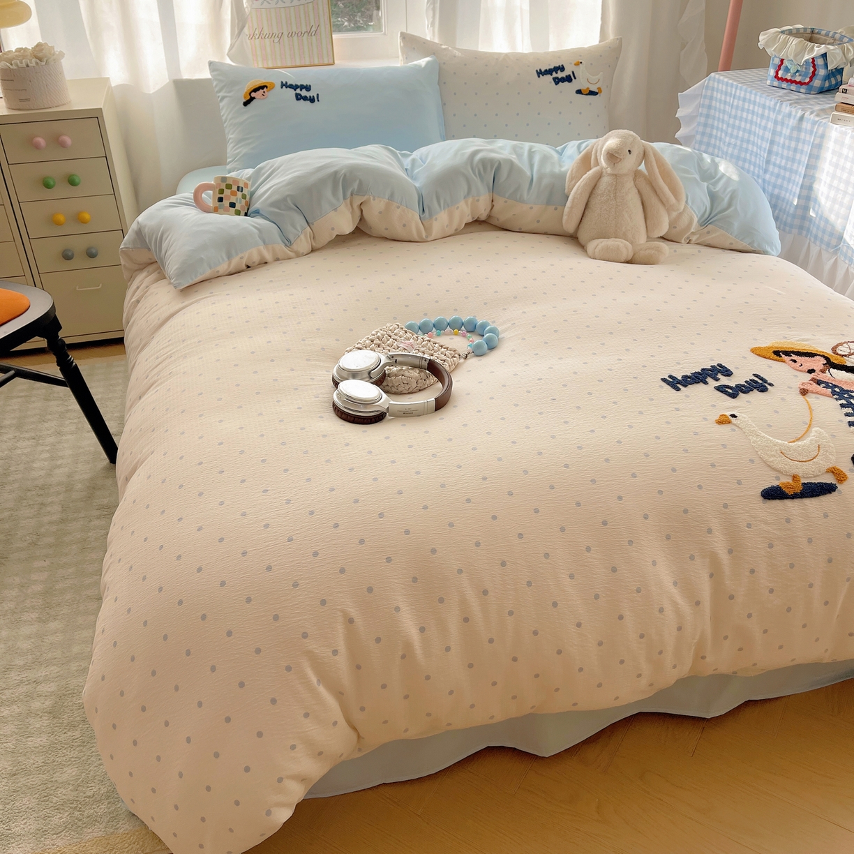 91家纺网 家纺一手货源 找家纺 韩都家居 2026春夏新款亲肤舒适毛巾绣四件套（包含买家秀原图） 小女孩