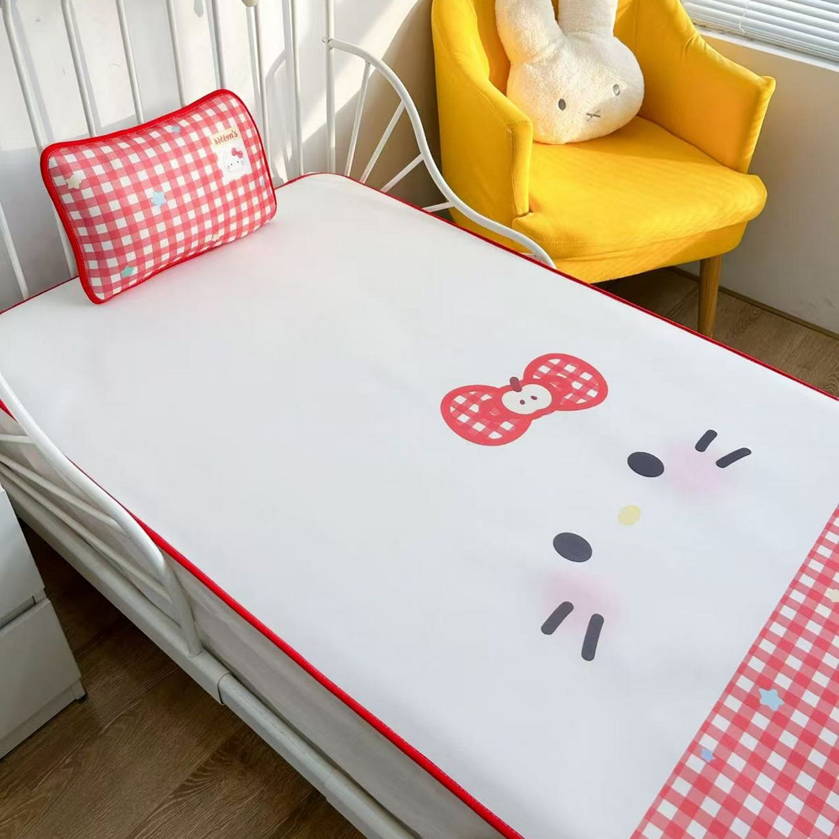 91家纺网 家纺一手货源 找家纺 美乐迪家纺 2026新款儿童水光冰丝凉席席子凉席 大脸猫