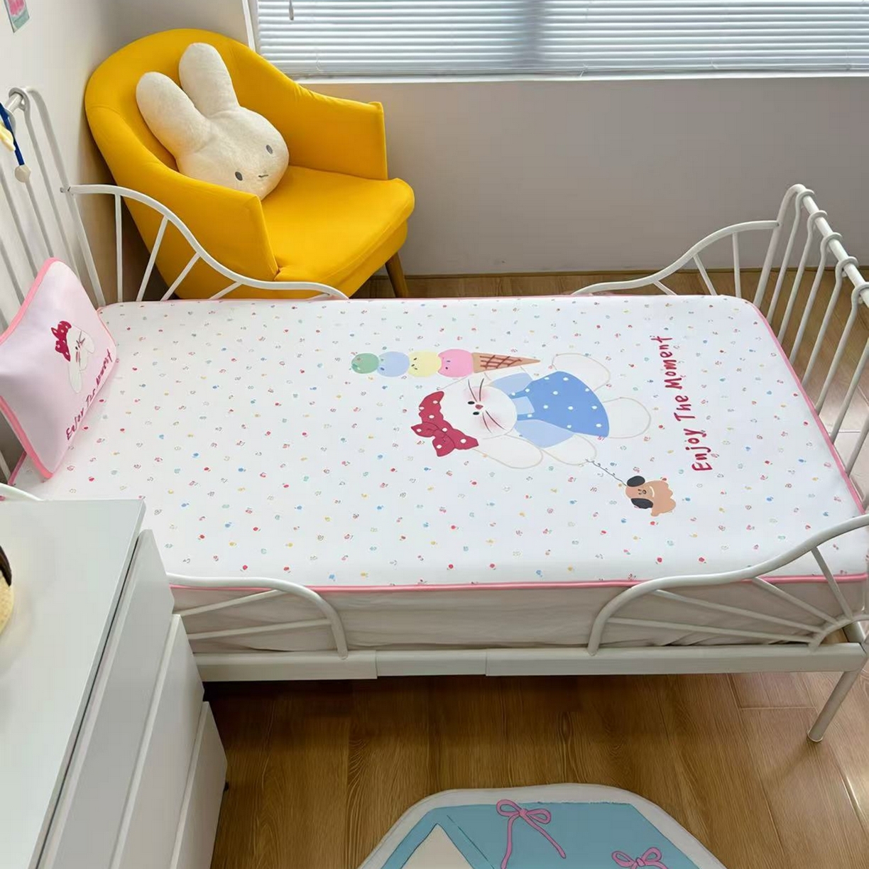 91家纺网 家纺一手货源 找家纺 美乐迪家纺 2026新款儿童水光冰丝凉席席子凉席 冰淇淋小兔