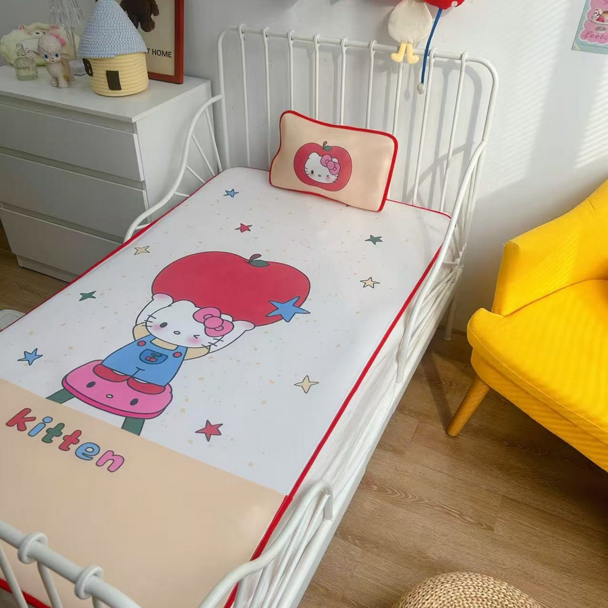 91家纺网 家纺一手货源 找家纺 美乐迪家纺 2026新款儿童水光冰丝凉席席子凉席 举苹果