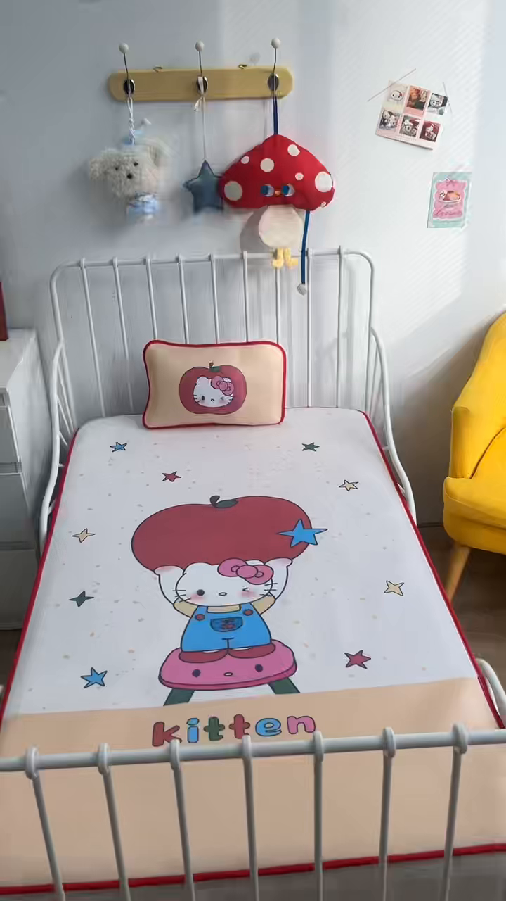 91家纺网 家纺一手货源 找家纺 美乐迪家纺 2026新款儿童水光冰丝凉席席子凉席 举苹果