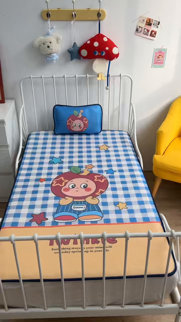 91家纺网 家纺一手货源 找家纺 美乐迪家纺 2026新款儿童水光冰丝凉席席子凉席 星星男孩