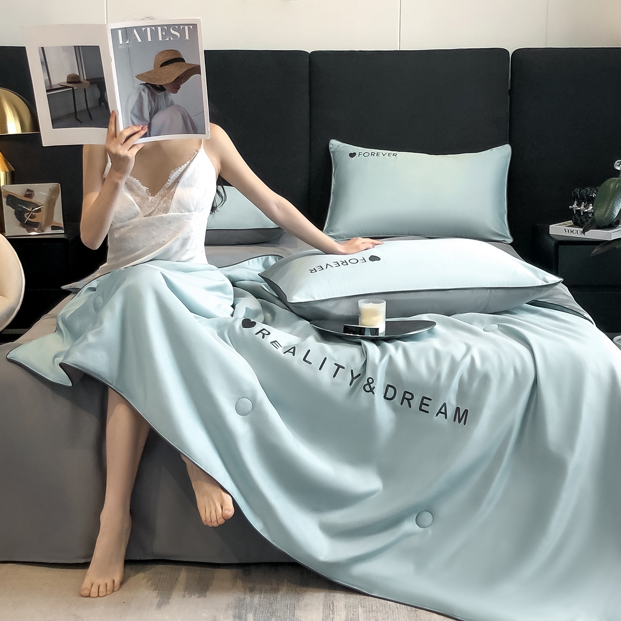 91家纺网 家纺一手货源 找家纺 （总）吾秀家居 2026新款双拼及羽毛刺绣夏被夏凉被空调被四件套-柔羽