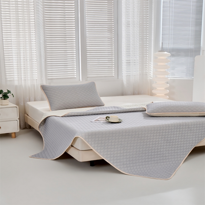 91家纺网 家纺一手货源 找家纺 羽梦家纺 2026新款凉席硅胶席子 青空灰