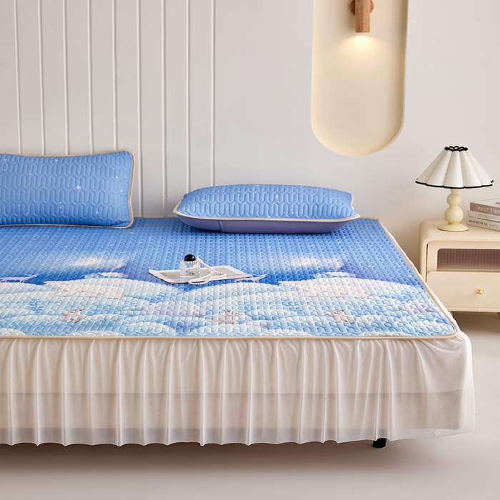 91家纺网 家纺一手货源 找家纺 羽梦家纺 2026新款冰柔丝乳胶床裙款凉席云端兔语