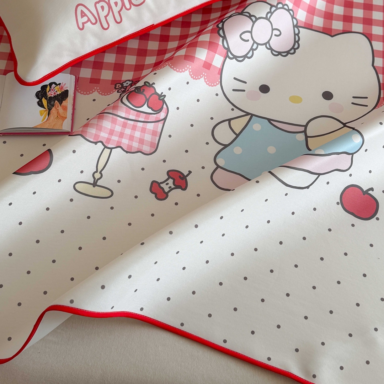 91家纺网 家纺一手货源 找家纺 美乐迪家纺 2026新款大版水光冰丝凉席席子凉席 苹果猫猫