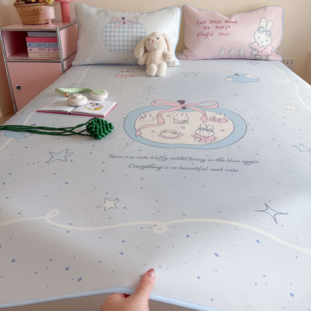 91家纺网 家纺一手货源 找家纺 美乐迪家纺 2026新款大版水光冰丝凉席席子凉席 苹果兔兔