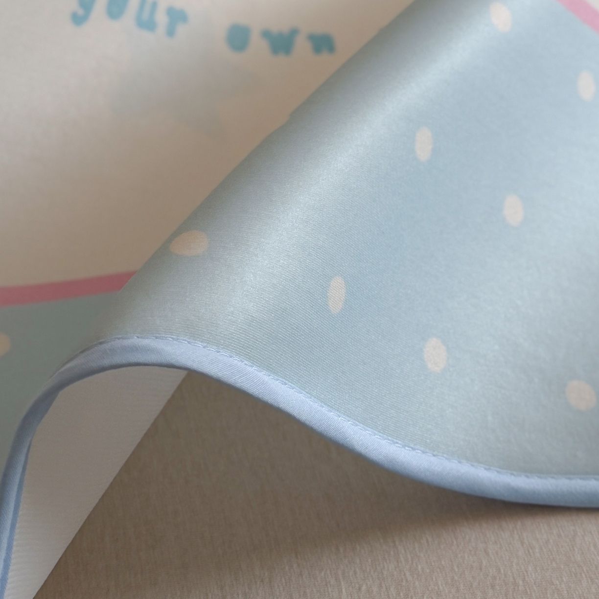 91家纺网 家纺一手货源 找家纺 美乐迪家纺 2026新款大版水光冰丝凉席席子凉席 猫咪物语