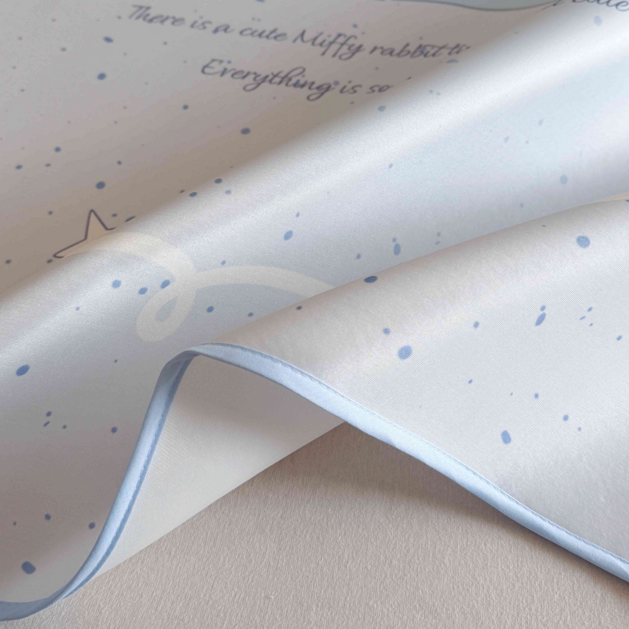 91家纺网 家纺一手货源 找家纺 美乐迪家纺 2026新款大版水光冰丝凉席席子凉席 苹果兔兔