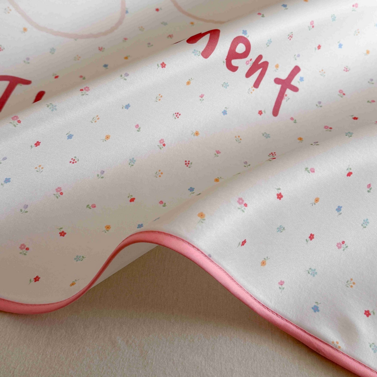 91家纺网 家纺一手货源 找家纺 美乐迪家纺 2026新款大版水光冰丝凉席席子凉席 冰淇淋小兔