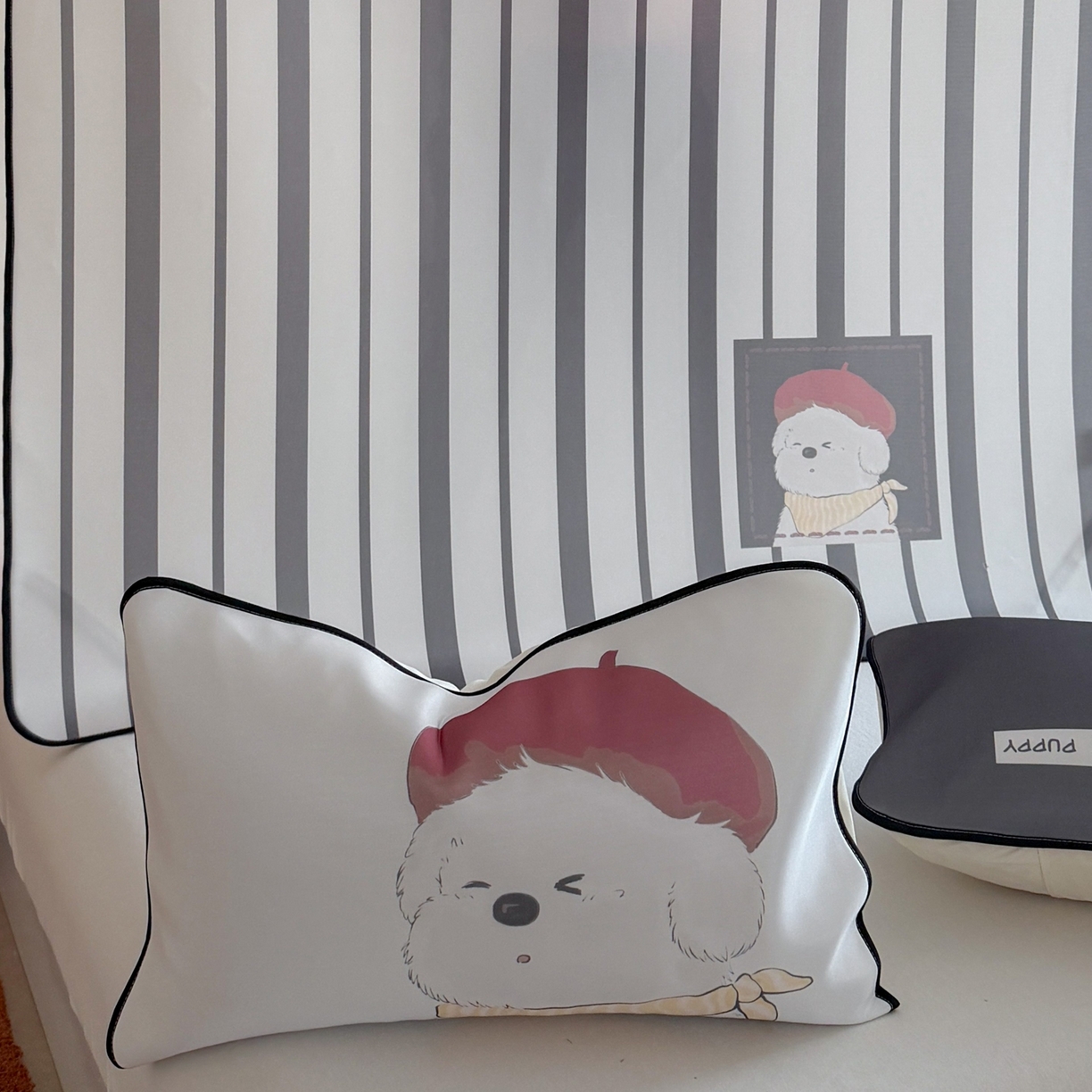 91家纺网 家纺一手货源 找家纺 美乐迪家纺 2026新款大版水光冰丝凉席席子凉席 黑条小狗