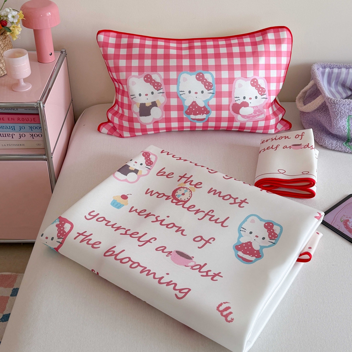 91家纺网 家纺一手货源 找家纺 美乐迪家纺 2026新款大版水光冰丝凉席席子凉席 字母猫咪