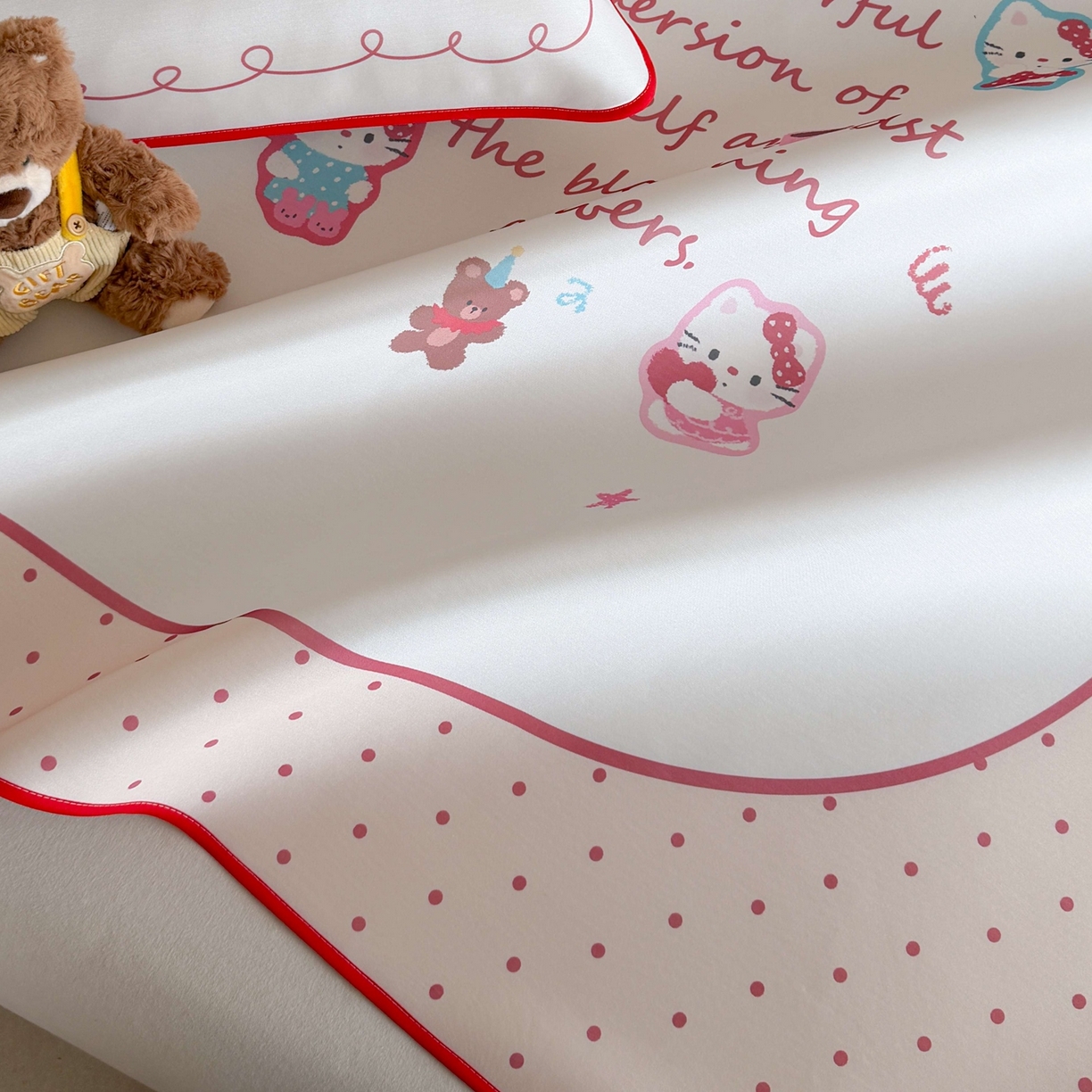 91家纺网 家纺一手货源 找家纺 美乐迪家纺 2026新款大版水光冰丝凉席席子凉席 字母猫咪