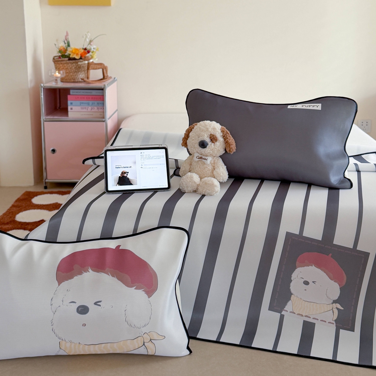 91家纺网 家纺一手货源 找家纺 美乐迪家纺 2026新款大版水光冰丝凉席席子凉席 黑条小狗