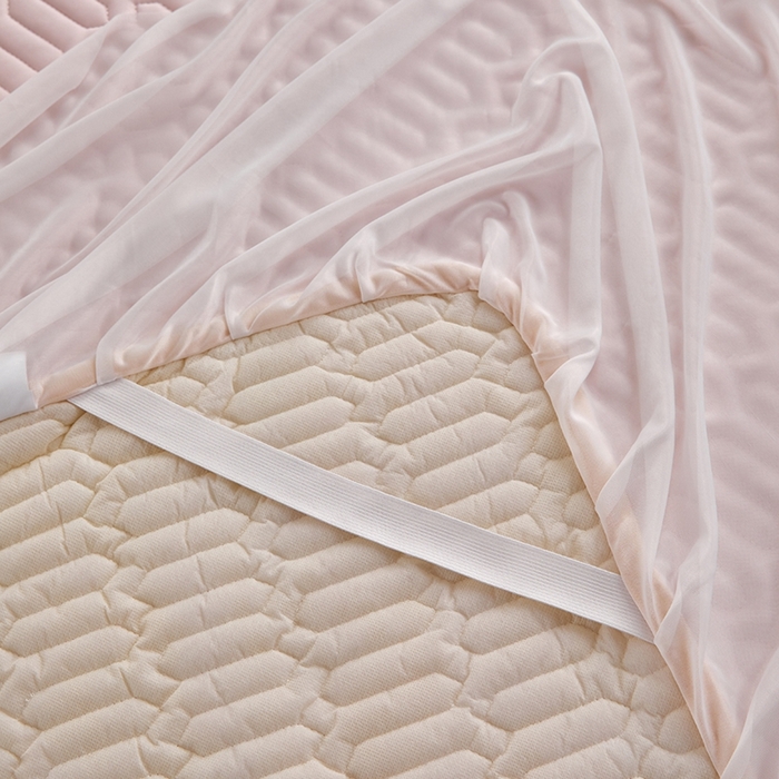 91家纺网 家纺一手货源 找家纺 羽梦家纺 2026新款冰柔丝乳胶床裙款凉席柔云粉